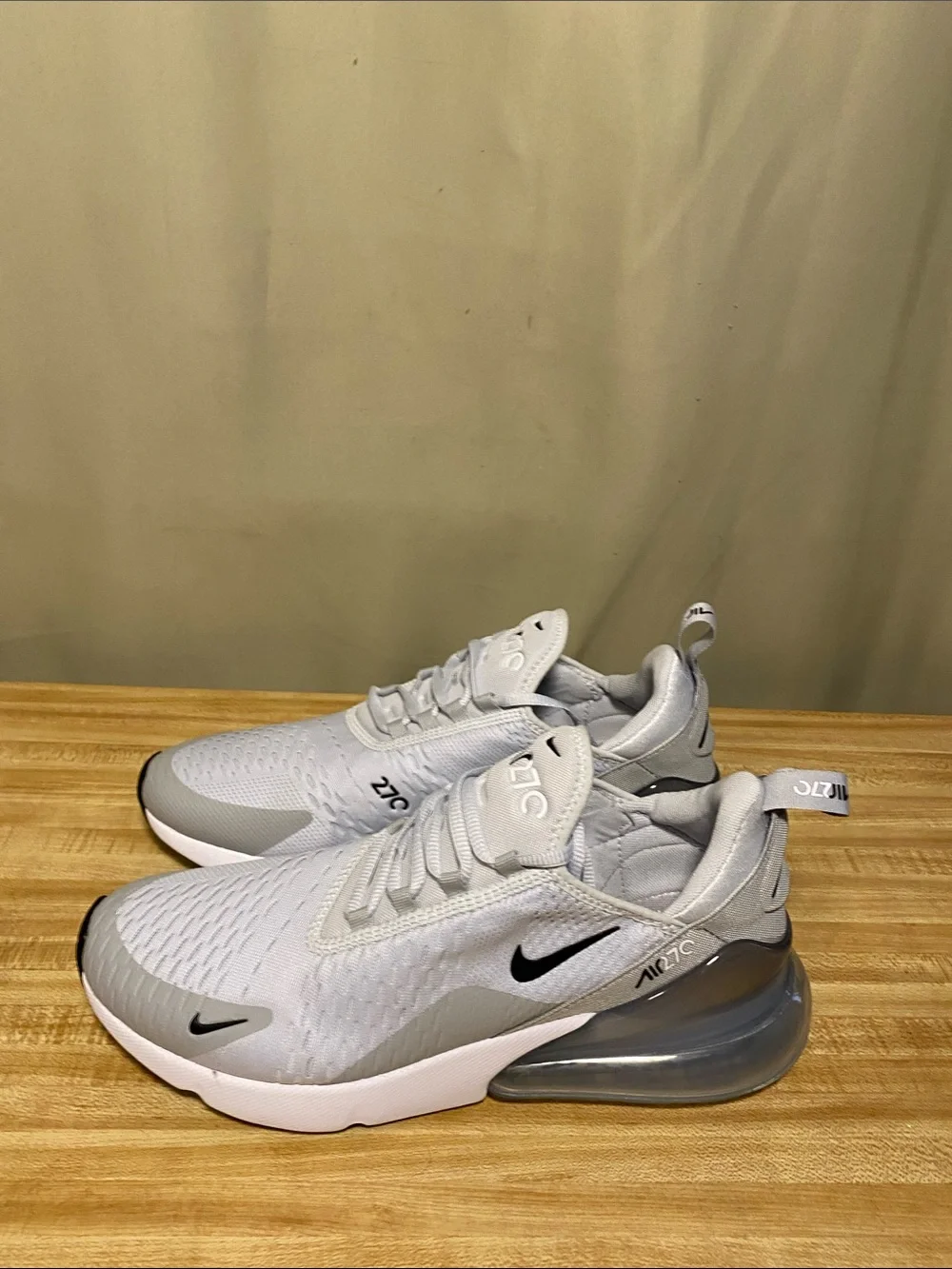 Nike Air Max 270 Pure Platinum Black AH6789-018 Women’s size 11